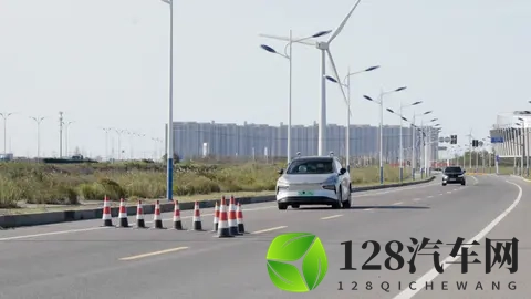 白泽奖  20-30万市场车这么多，我们为什么选这9款？-3