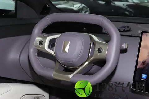 阿维塔12深度试驾：全系激光雷达+音响，是否值得购买？-2