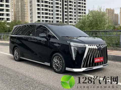 1998万，宜商宜家好选择，准新传祺M8宗师版开回家！-1