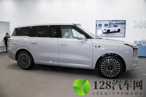 降14万元!智己LS9售价公布-3