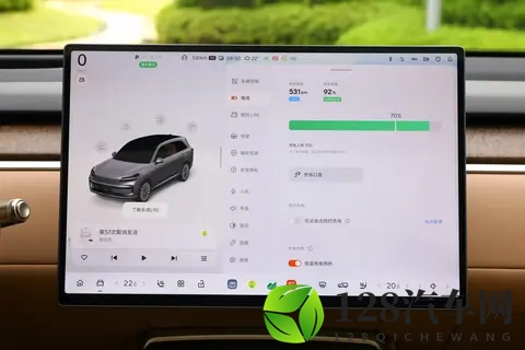 大三排SUV选谁好？别看增程了，这款纯电旗舰不是更香吗？-3