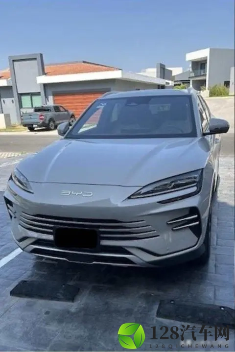 73岁美国医生热捧中国车，冷门国成出口第一大目的地！-1