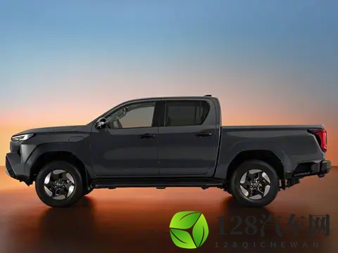 全新丰田HiLux来了:燃油与纯电版本,值不值得入手?-2