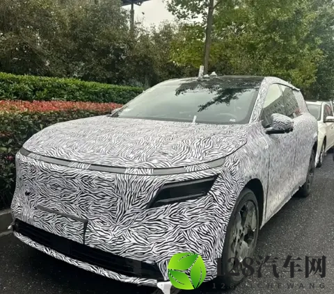 日产N8谍照曝光！内配备大尺寸双联屏，还是纯电SUV？-2