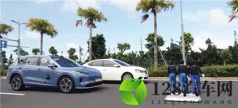 专家：我国组合驾驶辅助技术水平已在国际领先-1