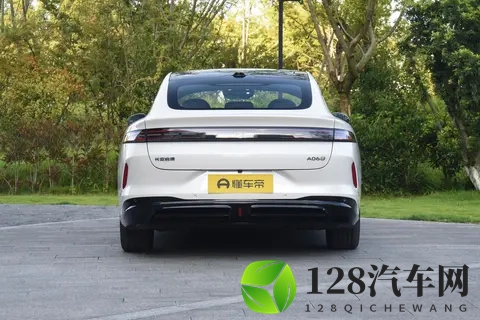 长安启源 A06：1199 万起售的 “技术平权” 纯电家轿，竞争力解析-1