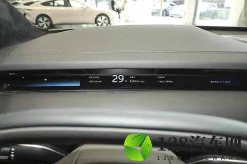 蔚来ET9试驾：蔚来高端车受欢迎，主要是这几点做得好-3