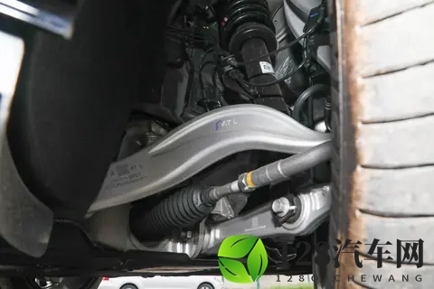 红旗H9购车指南：哪款配置最适合你？看完不再纠结-1