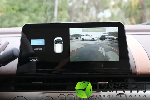 不到6万就能买301km续航代步车？外形呆萌，宁德时代电芯-3