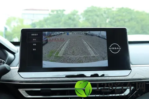 2025款天籁20L XL-TLS悦享版：参数大揭秘，实力到底如何？-1