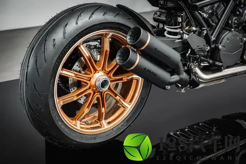 摩托圈劳斯莱斯出新作，1400R能否复制2分钟售罄神话？-2