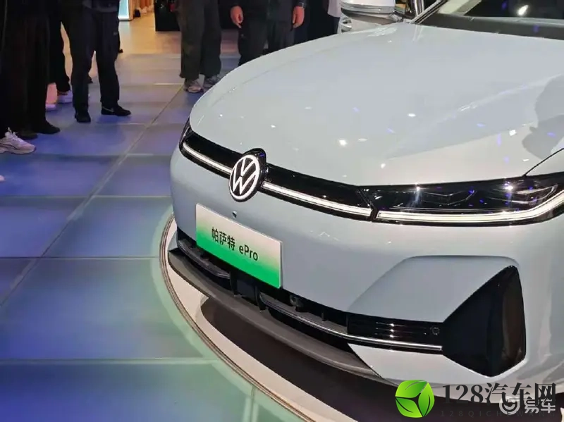 上汽大众帕萨特ePro广州车展首发，插混市场再添强手-1