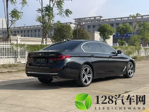 2288万！拿下21年宝马530Li，十年老司机都说值-3