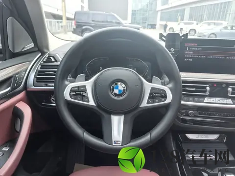 百万银河再拓疆，银河 V900 重构高端 MPV 格局-1