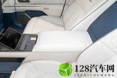 蔚来ET9何为“车随心动”:技术+体验的行政车新思路-2