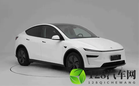 Model Y新出长续航版,单电机跑821公里,价格卡在中间有点狠-2