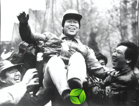 30多年前南京最著名的“扭亏能手”今何在？钟沛：如今我是一名哈雷车手-1