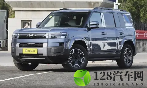 1798万起的硬核SUV，方程豹钛7为何首月销量破两万？-3