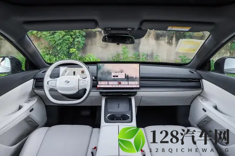 eπ007 + 全系激光雷达+8295芯片，1499 万起预售价能否掀热潮​？-1