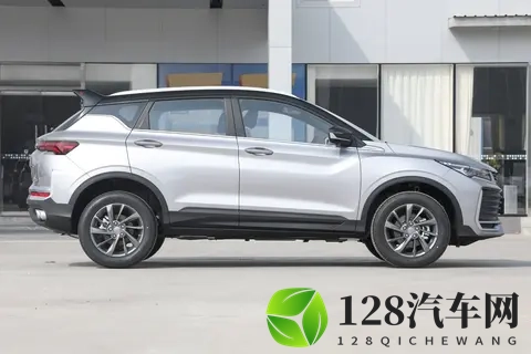 这三款小型SUV省油、能装、颜值高，最后一款优惠后不到10万-2