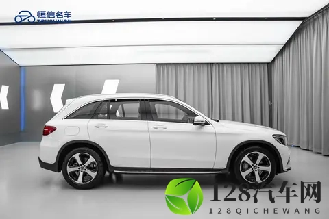 18年奔驰GLC,4万公里17万多,家用代步好选择?-1