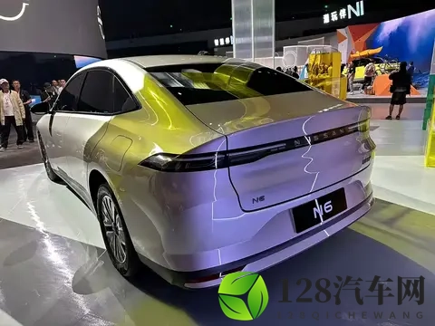 延续简洁时尚设计，东风日产N6内饰亮相-1