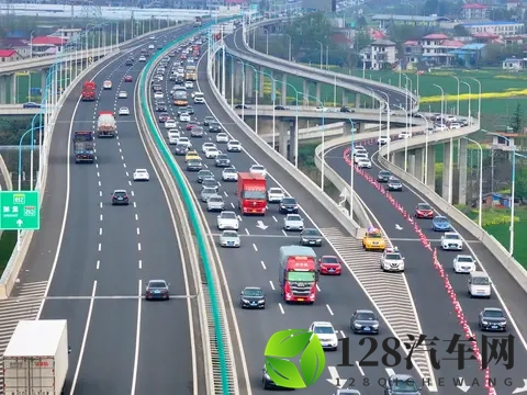 高速会不会免费?收费也会到期,免费通行将是常态-3