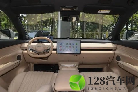 新势力的配置+豪华车的底盘,2025款星纪元ET被严重低估?-3