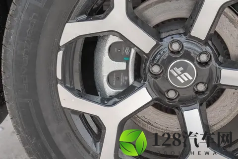 捷途山海T1:独特方盒子造型,家用出行好帮手,适合全家一起玩-1