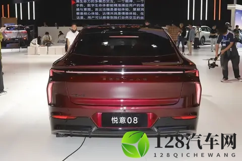 奔腾悦意08刚申报就砸场！秦L卖10万它带202kw电机挑事？-3