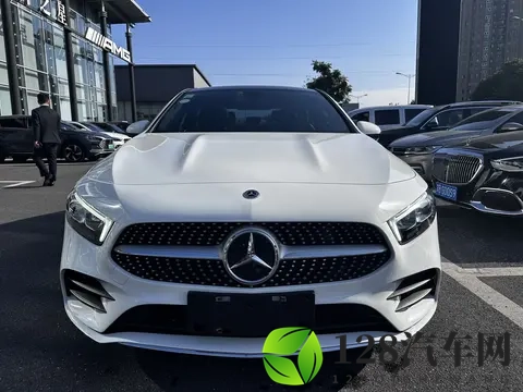 优雅之选，21款奔驰A200L，65万公里，1166万值不值？-3