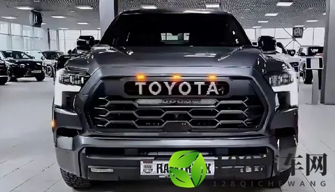448万拿下丰田硬派混动SUV！35T V6红杉上市太香了-2