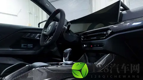 产能供不应求 宝马2026款M2 CS最新消息曝光-3