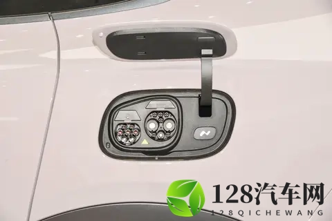 岚图泰山即将揭晓，起售价预计超45万，3天后见分晓-1