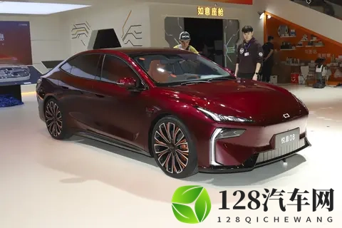 新车  最大功率202千瓦_匹配磷酸铁锂电池，奔腾悦意08最新消息-2