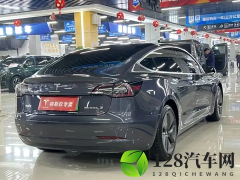 11万出头，圆你绿色出行梦——20款特斯拉Model3-1