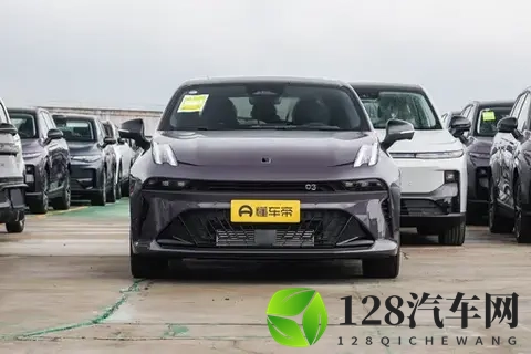 272马力+爱信8AT，提速65秒，限时1038万起，全新领克03如何？-1