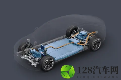 广州车展丨坦克300极地版预售，新国潮配色引路人打卡-1