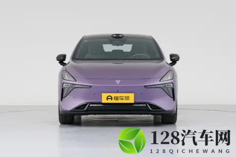 15万级轿跑卷王！标配激光雷达，用实力说话，深蓝L06值得一看-3