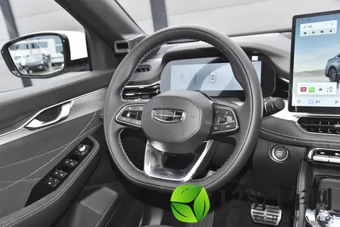 中国品牌燃油车也有竞争力！试驾吉利星瑞全新东方曜，值得一看-2