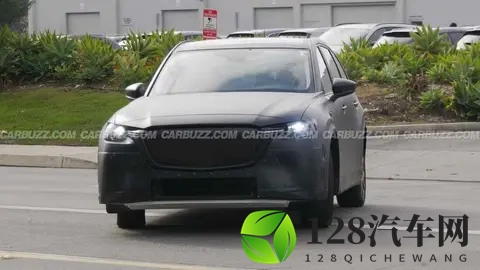 马自达偷偷改车，油车壳子装电芯-1