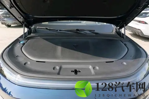 30万级六座车怎么选？乐道L90与深蓝S09对决，谁更适合家用？-1