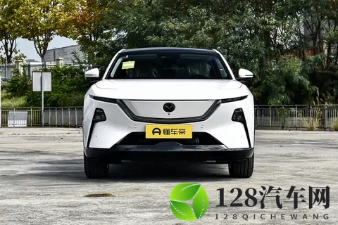 英歌舞助威,千锤百炼!2026 款长城炮广州车展焕新上市-1