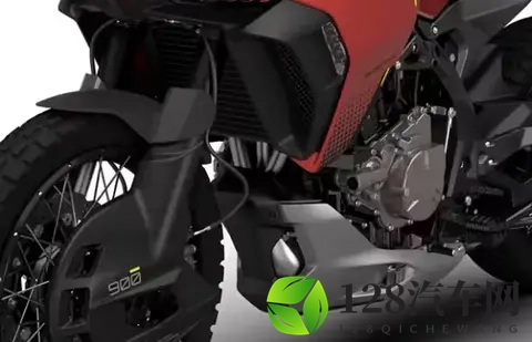 钱江900三缸ADV和600双缸踏板车正式曝光！-1