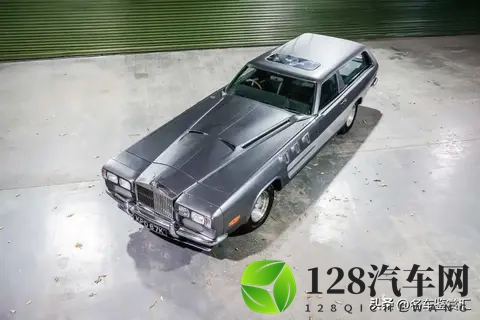 一辆名为野兽的27升V12旅行车正在拍卖，堪称疯狂-1