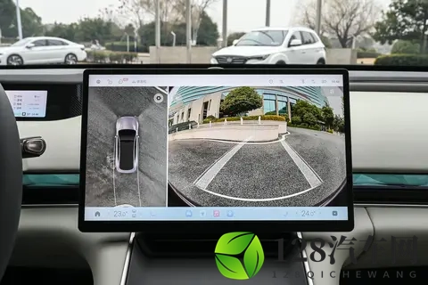 2025 款星纪元 ES 纯电版，37秒破百+710公里续航，11月购车享福利-2