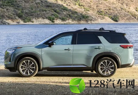 2026日产Pathfinder亮相 科技升级，家庭用户更看得懂的三排SUV-1