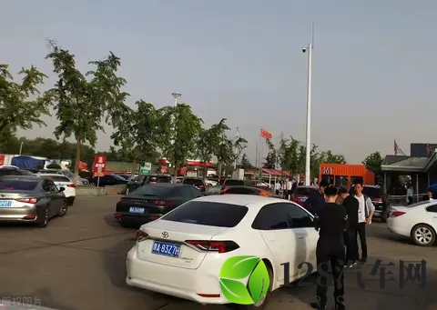 高速服务区停车休息要小心，自备这些应急工具，预防被坑！-1