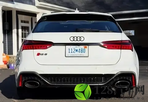 新款奥迪RS6发布，售价约93万元，搭载40T V8发动机+四驱-3