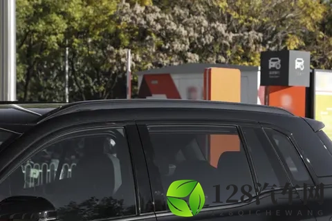 广汽埃安i60实车体验：细节之处见真章，家用新能源SUV新标杆-1